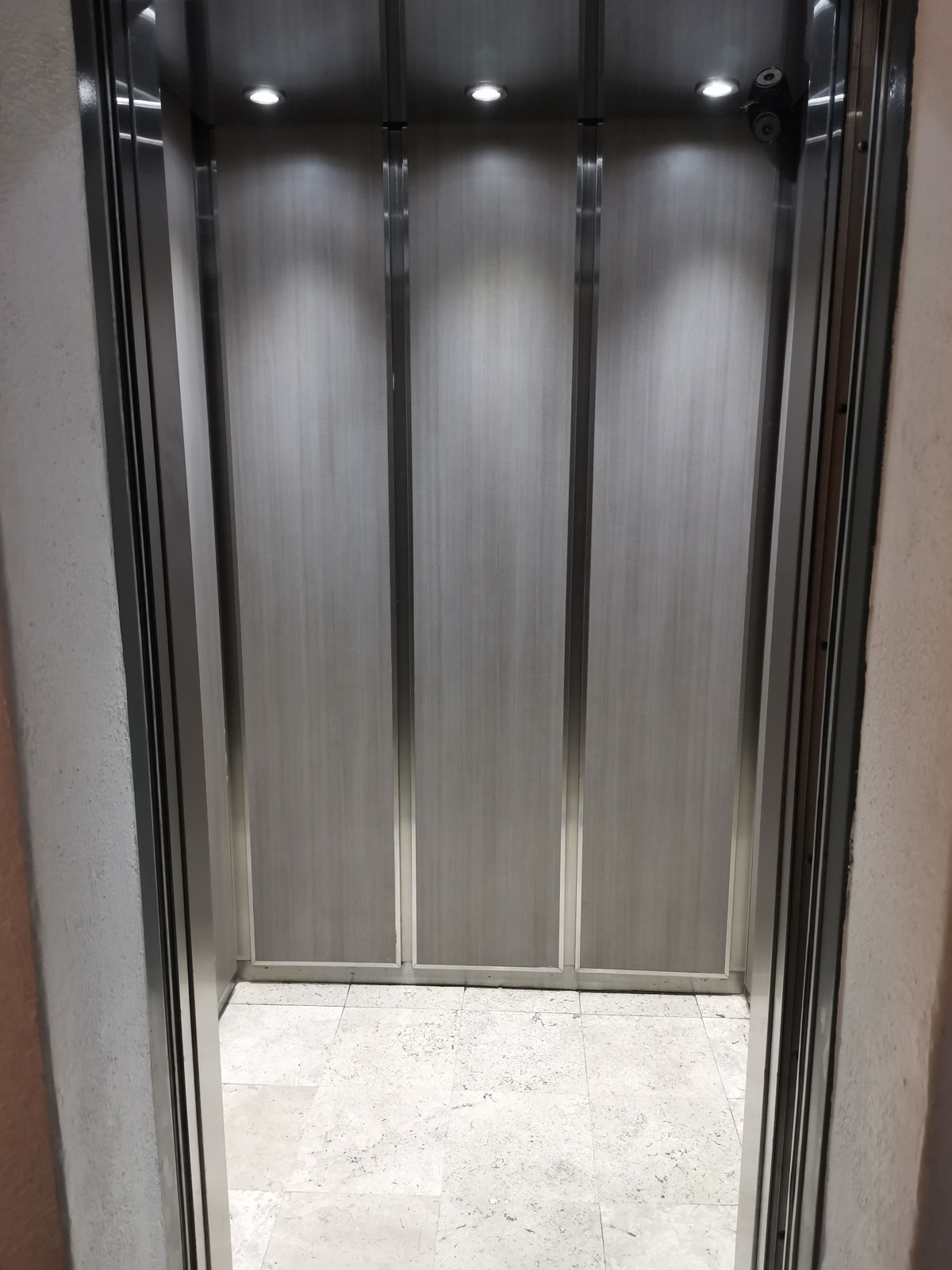 elevadores insa - modernizacion